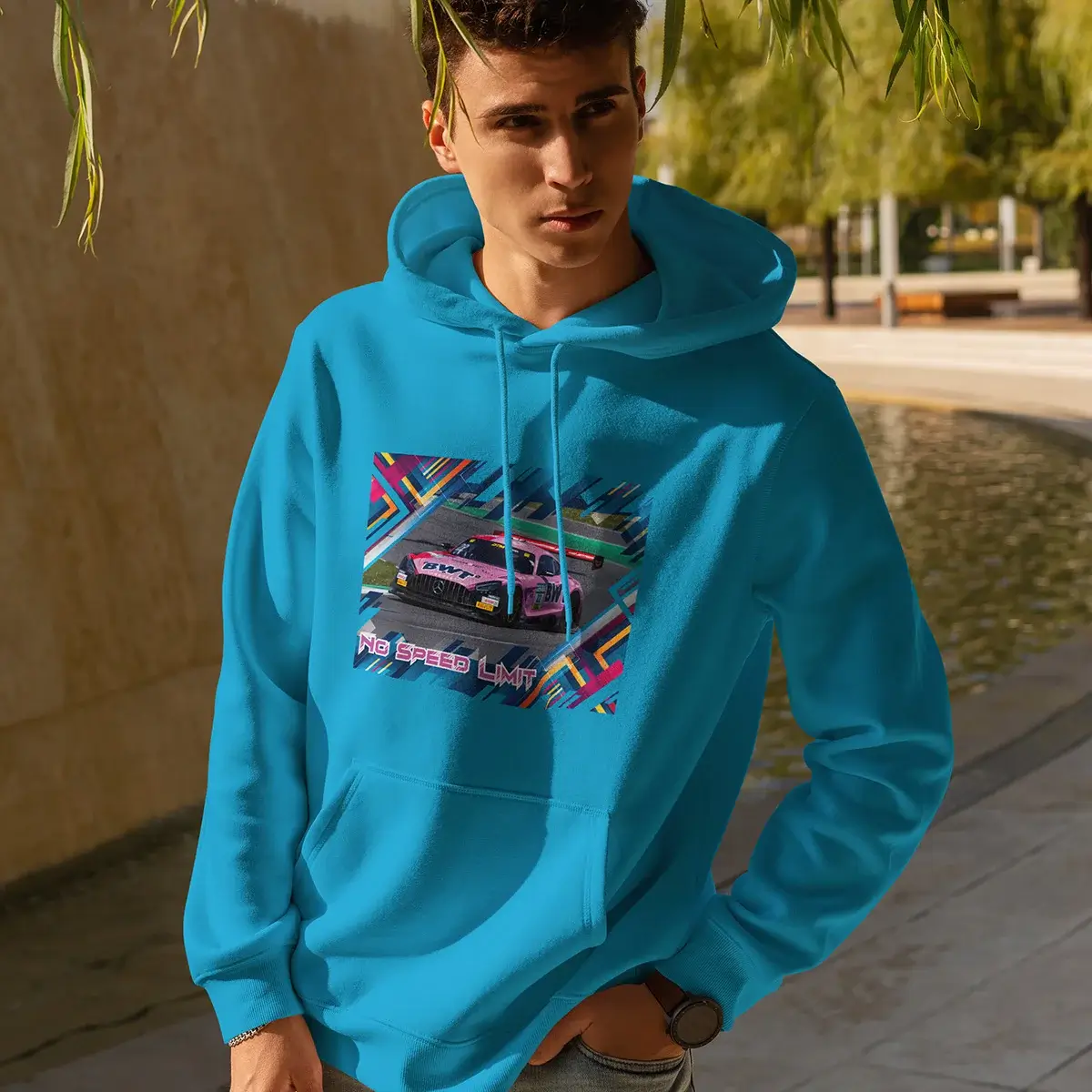 Stolzer Mercedes AMG GT3 Hoodie #22 | Motorsport Powerwear 5 Stolzer Mercedes AMG GT3 Hoodie #22 | Motorsport Powerwear – Bild 5